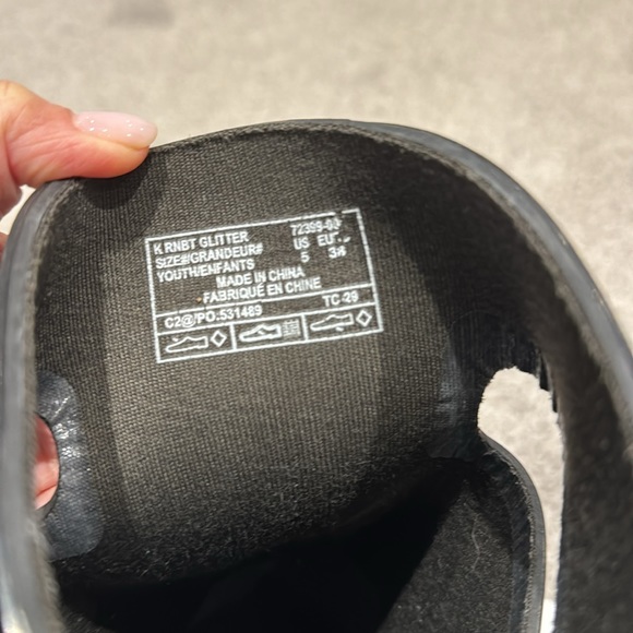 Kids Bogs -  youth size 5 - black sparkly - Picture 4 of 4